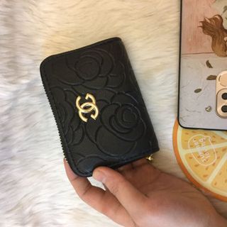 Ví nữ hoa trà