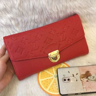 Ví cầm tay Clutch dập chìm khoá sập