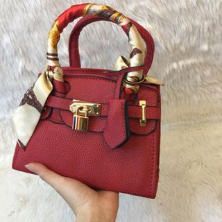Túi xách cuốn khăn