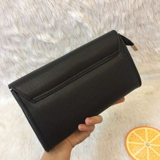 Ví cầm tay Clutch khoá xoay