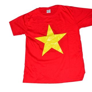 Áo thun đỏ in sao vàng