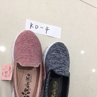 kho sỉ giày dép trẻ em giá gốc suất xưởng giá rẻ bất ngờ