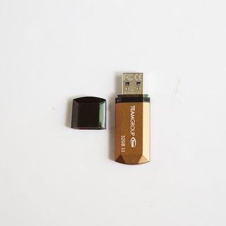 USB Team 30 C155 32GB 1