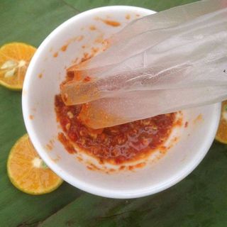 bánh tráng siêu cay Bà già