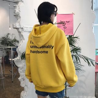 Áo hooodie in chữ sau lưng