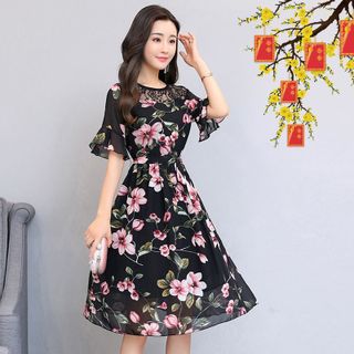 Đầm xòe chiffon in hoa vai ren tay loe