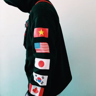 Áo hoodie in lá cờ