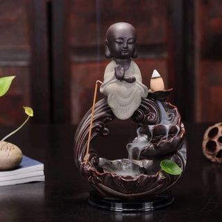 Thác Gốm Đốt Trầm Hương