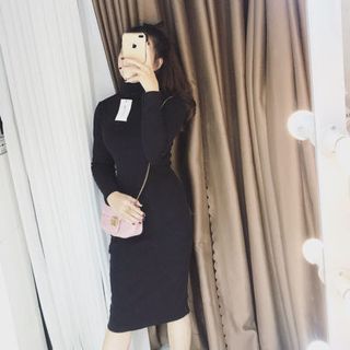 ĐẦM BODY CỔ LỌ