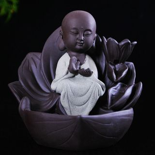 Thác Gốm Đốt Trầm Hương