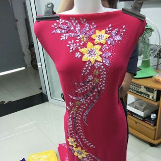 áo dài kết cườm