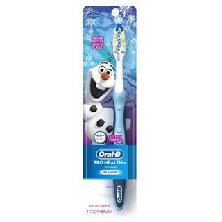 Bàn chải Pin Oral B Kids Toothbrush CSB818 giá sỉ