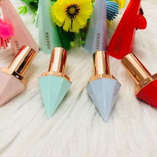 son agatha màu sinh động
