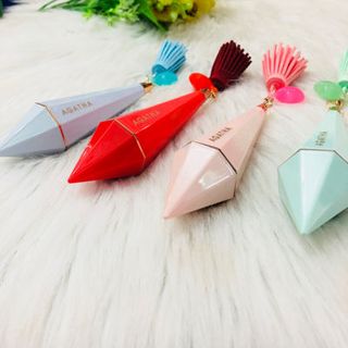 son agatha màu sinh động