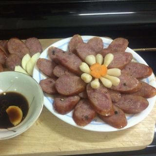 Lạp xưởng tươi Cần Đước Long An