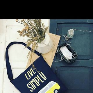 tote