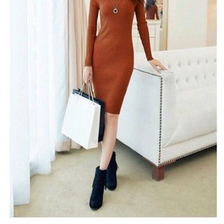 ĐẦM LEN BODY CỔ LỌ