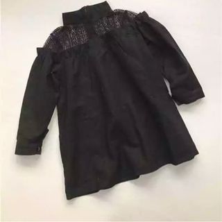 Váy ren tay dài bé gái cực kỳ hót