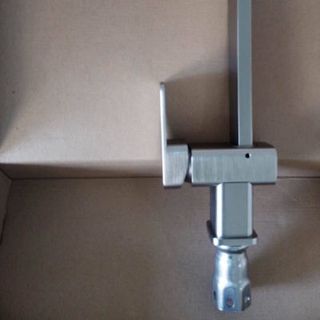 vòi chậu vuông inox 304