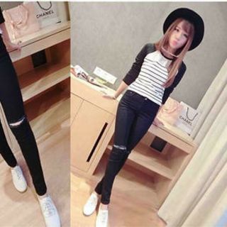 Quần M A N G O chất liệu kaki