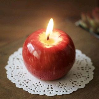 (XẢ VỐN) Nến quả táo