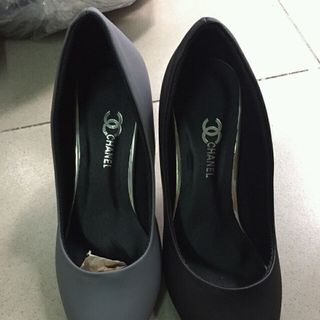 giày bít mũi nữ