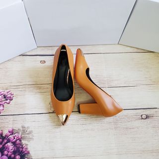 GIÀY GÓT NHỌN ĐẾ ĐỎ 5CM