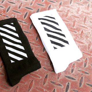 Tất Vớ Hàn Quốc OFFWHITE