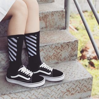 Tất Vớ Hàn Quốc OFFWHITE