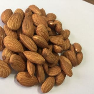 Hạnh nhân Mỹ trực tiếp