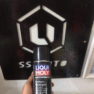 chai vệ sinh sên Liqui