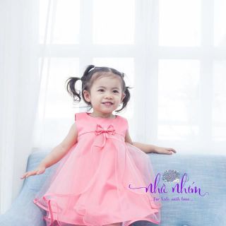 Đầm gợn sóng kim tuyến cho bé