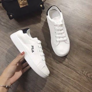 Giầy Thể Thao Thêu logo Fila D0016E