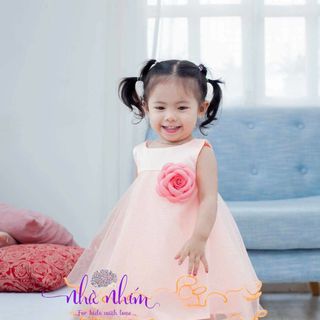 Đầm xòe bông hồng cho bé gái