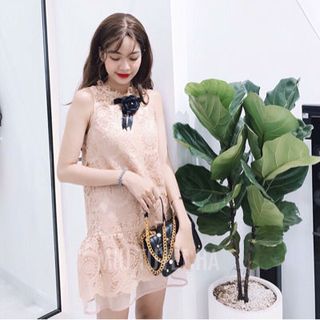 ĐẦM REN ĐUÔI CÁ