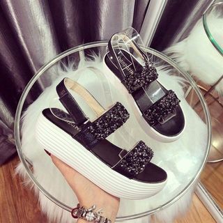 SANDAL ĐÍNH CƯỜM ĐÁ D0018E
