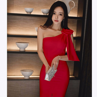 Đầm lệch vai đính nơ Hàn Quốc