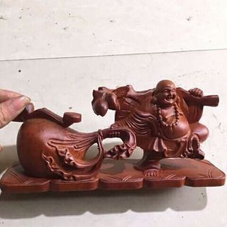 tượng di lặc gỗ bách xanh