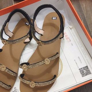 SANDAL NẠM ĐÁ HOA NHÍ D0019E