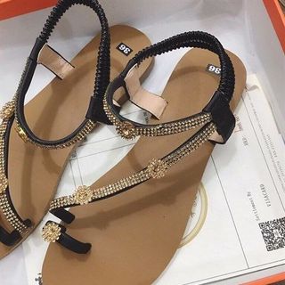 SANDAL NẠM ĐÁ HOA NHÍ D0019E