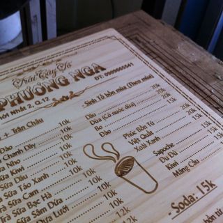 menu bằng gỗ