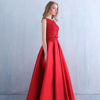 ĐẦM DẠ HỘI PHỐI REN