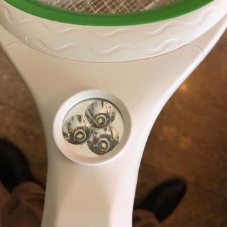 Vợt bắt muỗi A Huy