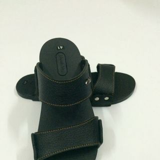 dép 2 quai Nhã Cầm