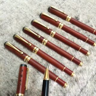 bút gỗ