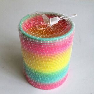 Vòng cầu vồng - Lò xo ma thuật