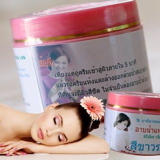 Kem tắm trắng bone