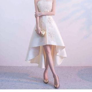 ĐẦM XÒE ĐUÔI TÔM CÚP LƯỚI XẾP