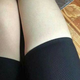 Quần đùi mặc trong váy thông hơi