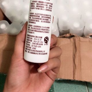 xịt dưỡng tóc giả